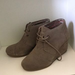 Toms Wedges